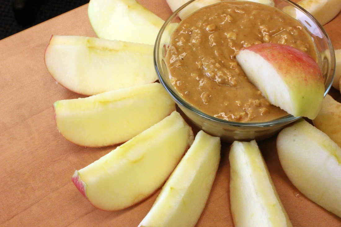 Healthy Apples and Peanut Butter Snack