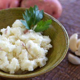 Creamy-garlic-mashed-potatoes-Picture